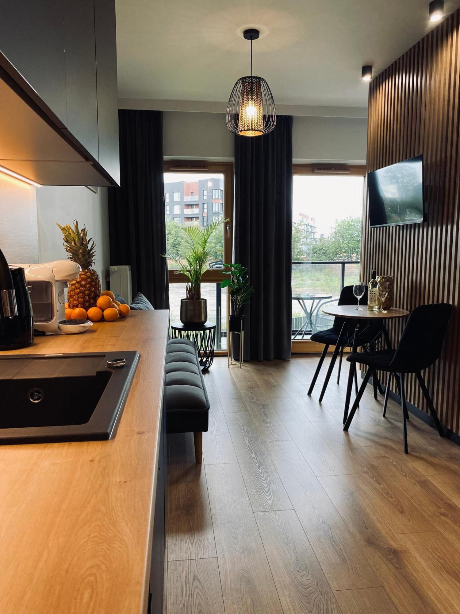 Motlawa Inn Apartment-Suna,Gym&Parking Gdansk Bagian luar foto