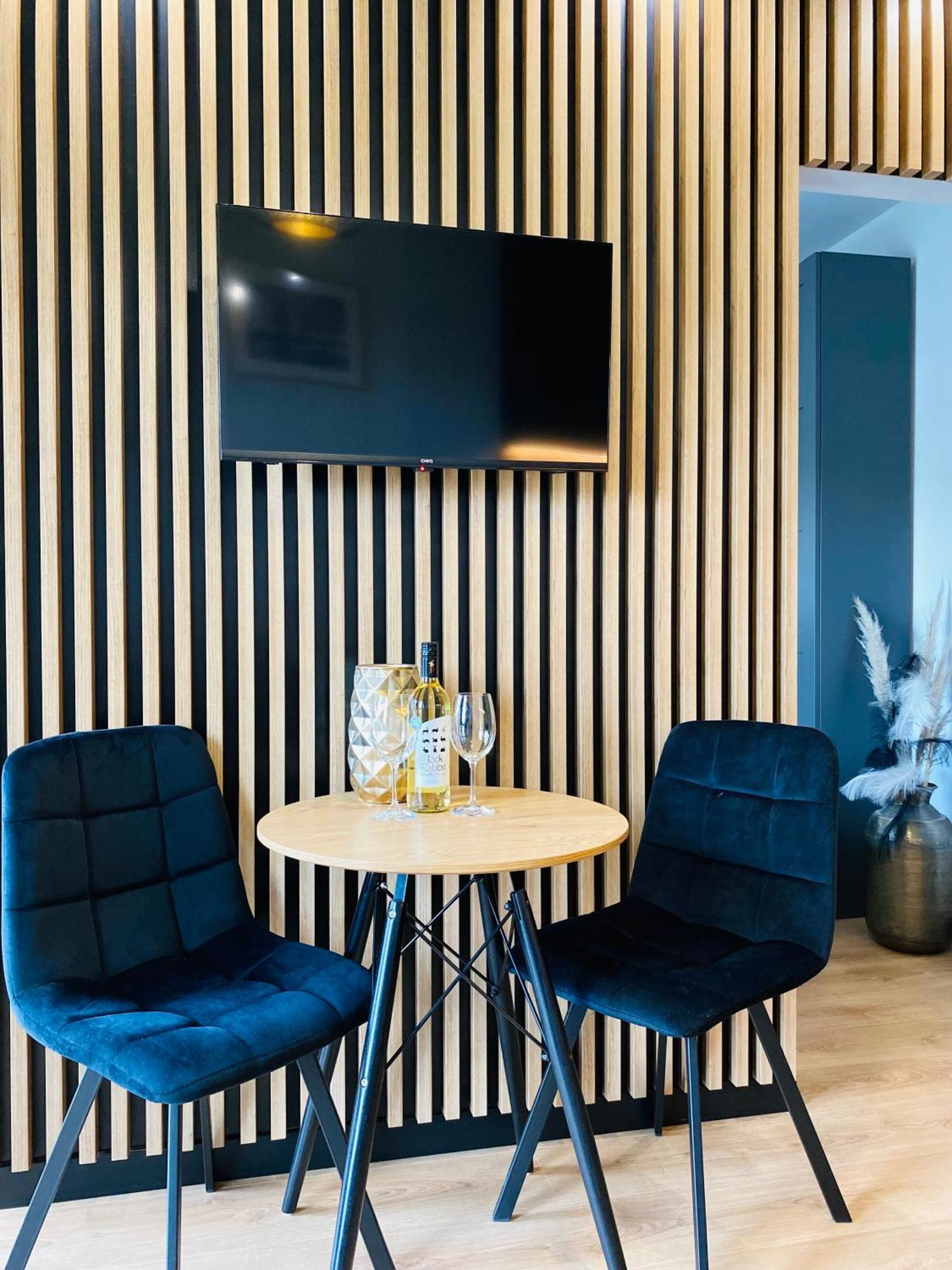 Motlawa Inn Apartment-Suna,Gym&Parking Gdansk Bagian luar foto